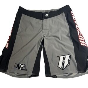 RevGear Worldwide Fighter Trunk Shorts Men M Professional‎ Fighter Gear